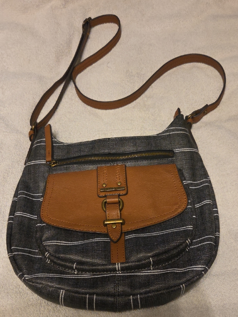 Rosetti Black & Tan Striped Crossbody Bag. Like New. Magnetic Snaps